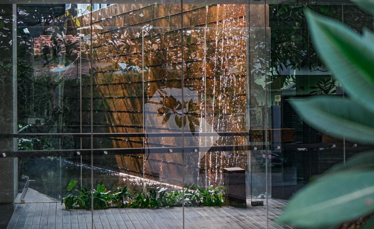 Miers Kuningan, Artotel Curated Jakarta Exterior foto
